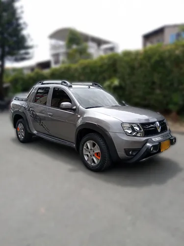 Renault Duster Oroch Intense AWD 2022