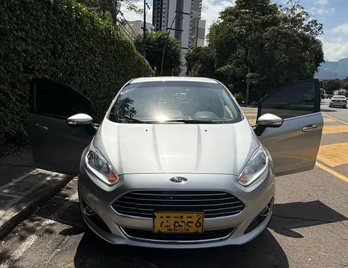  Ford Fiesta Titanium hatchback 2017