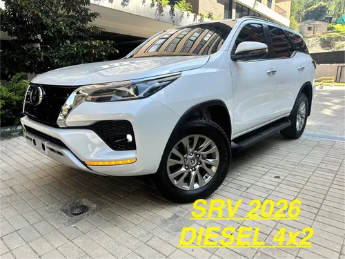 TOYOTA FORTUNER 2.8 SRV 