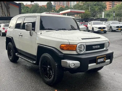 Toyota FJ Cruiser 2022