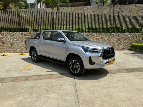 Toyota Hilux 2.8 SRX 2025