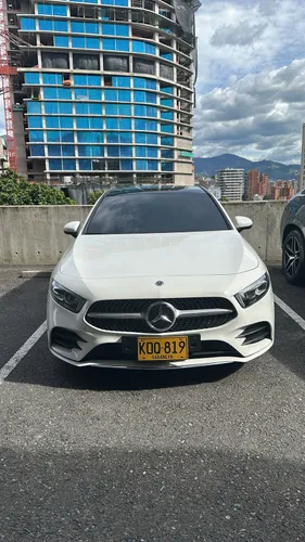 Mercedes Benz A200 AMG 2022