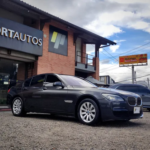 BMW 740I 3.0 2009
