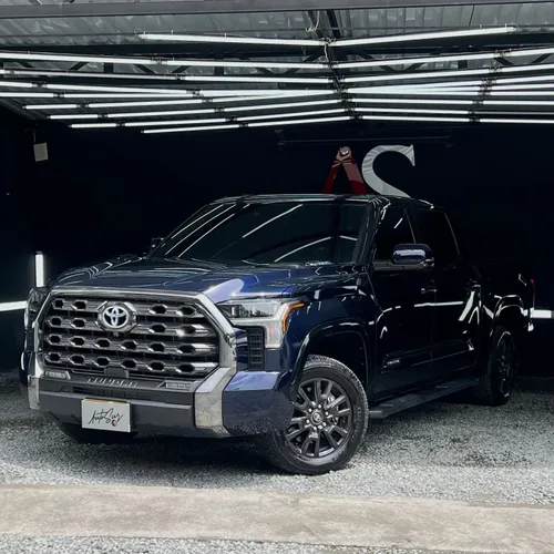Toyota Tundra CrewMax Platinum Híbrido 2022 3.5 