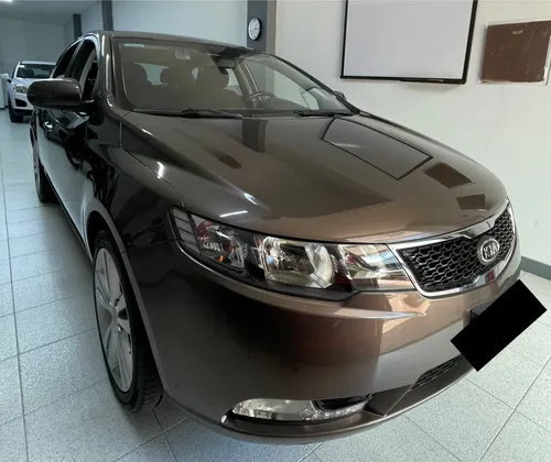Kia cerato Forte 1.6 HB SX Automático  Modelo 2013