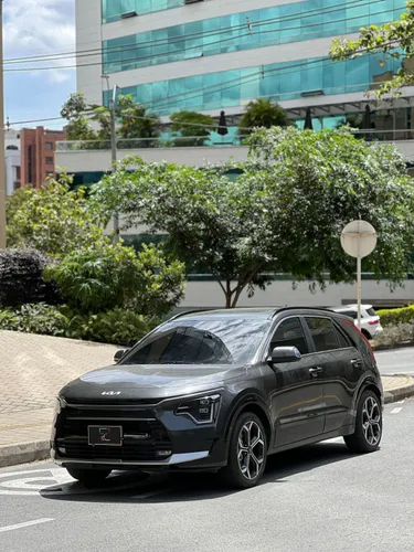 Kia Niro Zenith Hybrid 1.6cc