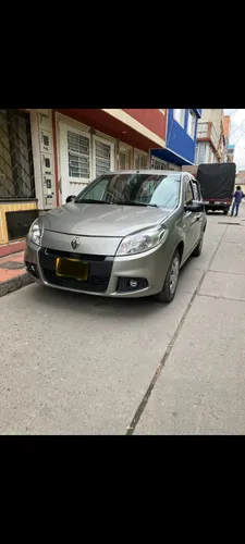 Renault Sandero modelo 2014