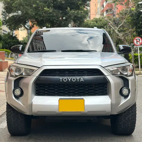 Toyota 4Runner sr5
