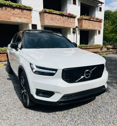 Volvo XC40 R-Design Tope de Gama 2021