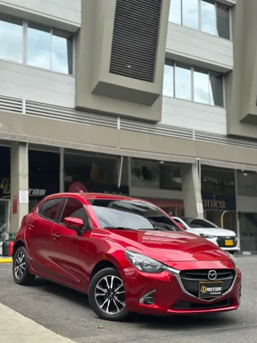 MAZDa 2 TOURING HATCBACK 