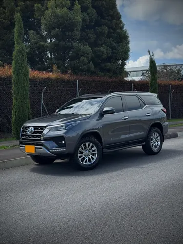Toyota Fortuner SRV 2.7 2021