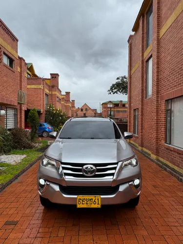 Toyota Fortuner SRV 2020 
