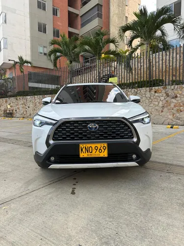 TOYOTA COROLLA CROSS 2023