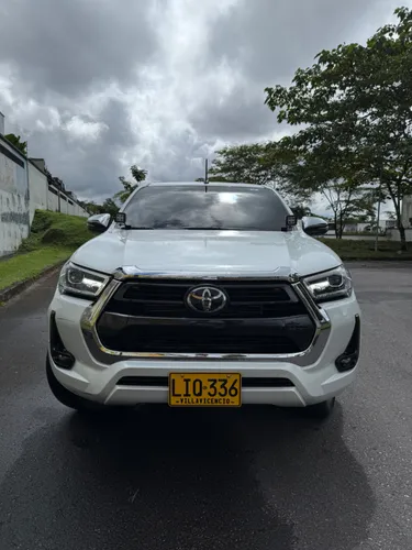 Toyota Hilux srx 2.8 diésel euro 6 