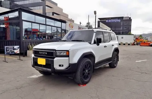 Toyota Land Cruiser prado txl lc250