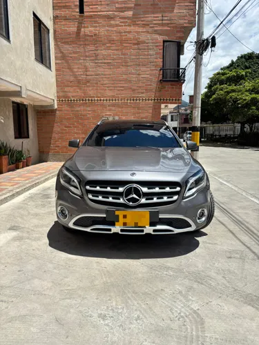 Mercedes Benz Gla 200