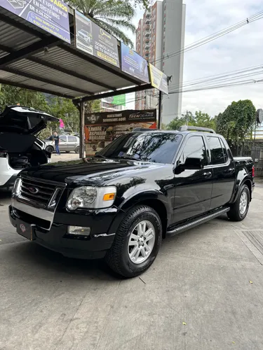 Ford explorer sport track 2011