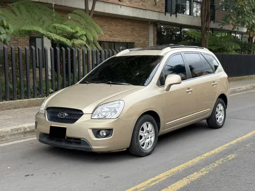 Kia Carens Rondo 2009