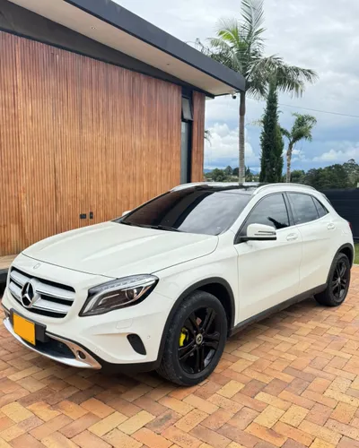 Mercedes Benz GLA 200 2016 negociable 