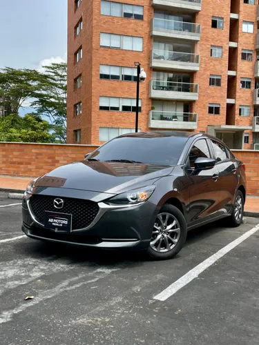 Mazda 2 Sedan 2021 Touring 