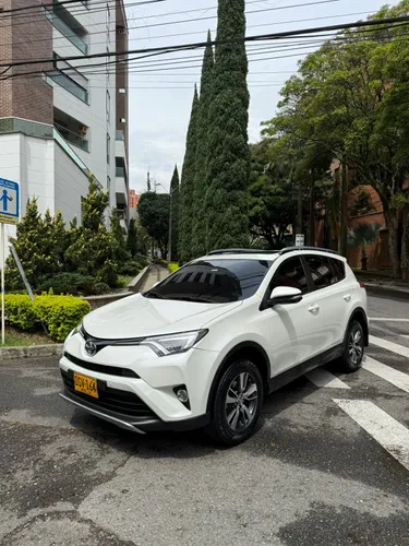 Toyota Rav 4 2.0 Street Automática 2017 4X2