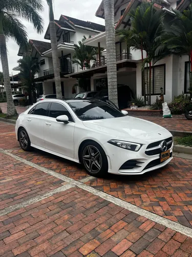 Mercedes Benz A200 -  2023 como nuevo. 