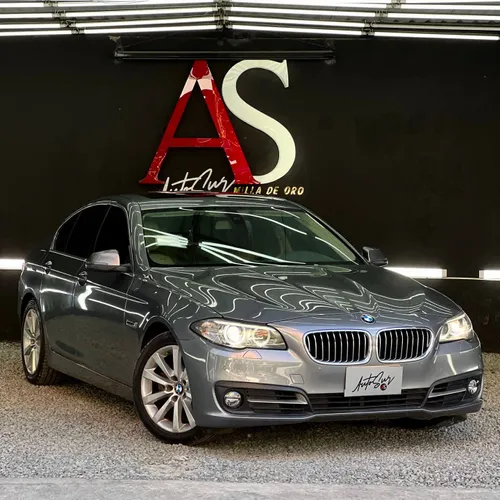 BMW 520i 2015 2.0 