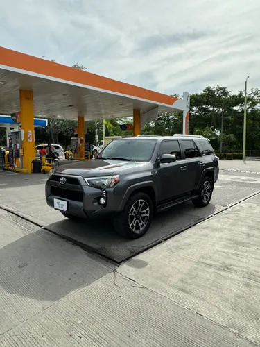 Toyota 4Runner Sr5 2017