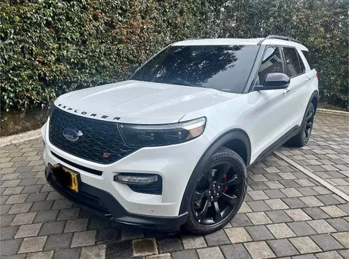 Ford Explorer ST 2022