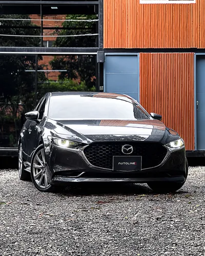 Mazda 3 Grand Touring Hybrid 2025