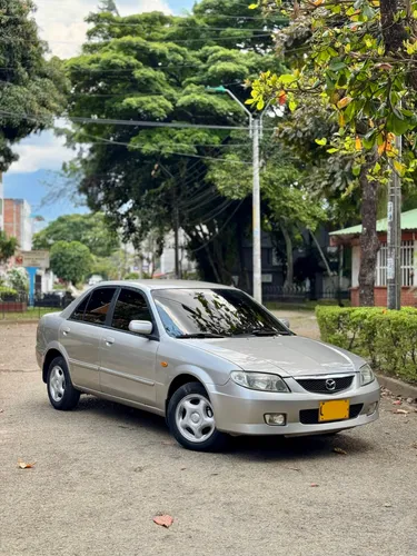 Mazda Allegro sedan 2003 1.3