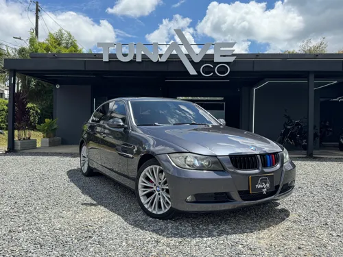 BMW Serie 3 2.5 325i E90 Premium at  