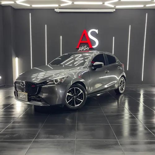 MAZDA 2 TOURING CARBON EDITION 1.5 2024