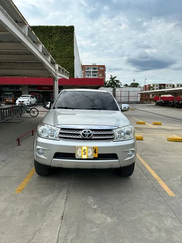 TOYOTA FORTUNER 2011 SR5 AUTOMATICA