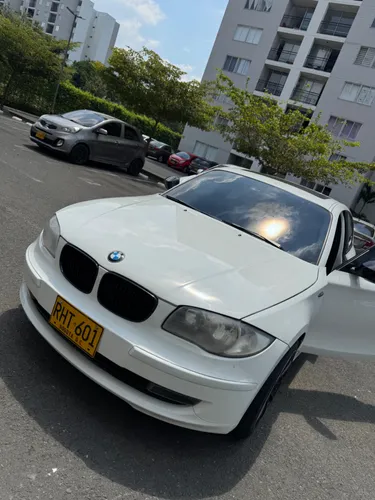BMW serie 1 120i 2.0 2011 