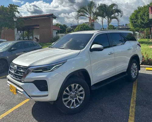 Toyota Fortuner 2.7 At 2022 4x2 