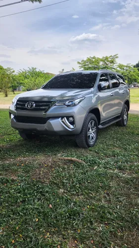 Toyota fortuner 2.7 At 2019 4x2