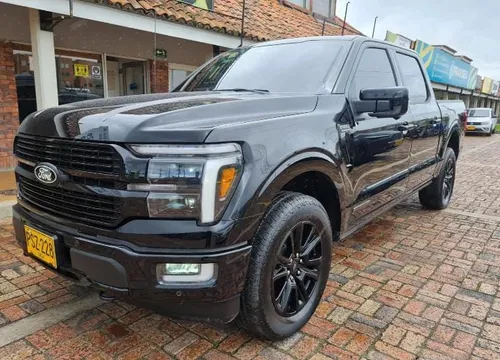 Ford f-150 platium 3.5 híbrido at 2025