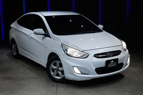 Hyundai ACCENT i25 1.6L MT 1600CC 4P AA 2017