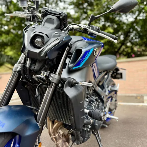 YAMAHA MT09 2022