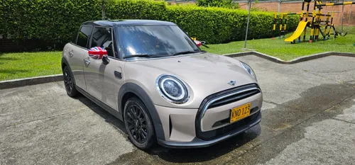 Mini Cooper 2022 5 puertas