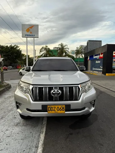 Toyota Prado Txl diesel blindaje 2 plus