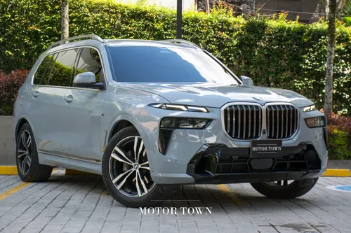 BMW X7 XDRIVE40I PAQUETE M 2023