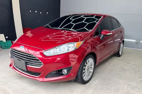 Ford fiesta 2015 titanium