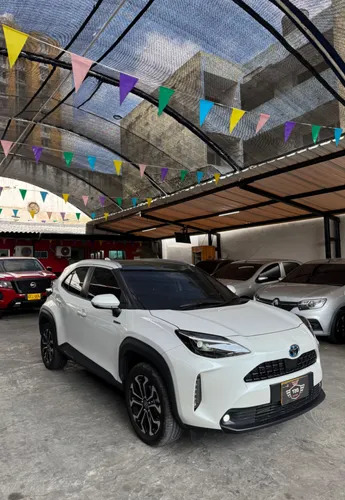 Toyota YARIS cross 2022 FULL