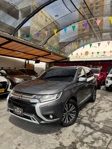 Mitsubishi Outlander 2020 AUT 