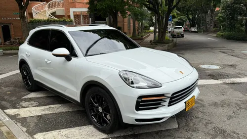 Porshe cayenne S 2019