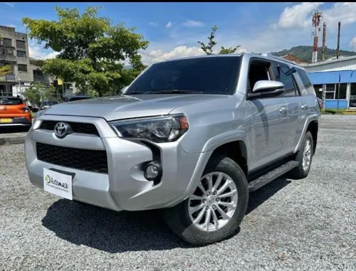 Toyota 4Runner SR5 2022