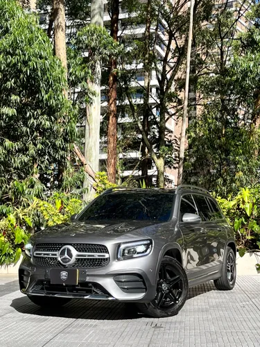 MERCEDES BENZ GLB 200