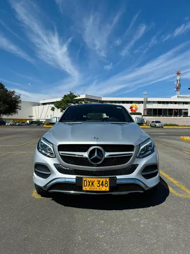 Mercedes Benz GLE350D con Solo 37mil Kilometros